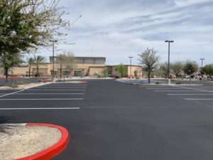 What Does a Properly Maintained Asphalt Parking Lot Look Like? Las Vegas