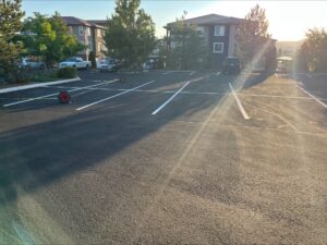Five Signs That Show It Is Time for Asphalt Sealcoating ASAP! 